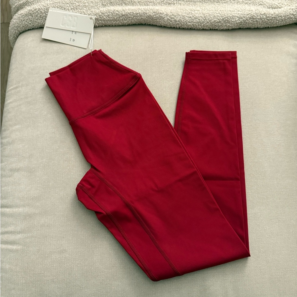 csb freedom leggings in cherry